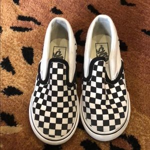 Black and white checked vans